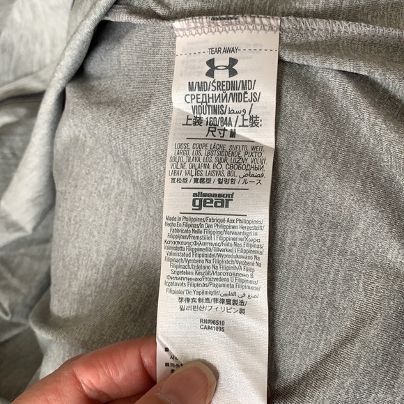 Women’s Under Armour Long Sleeve Athletic Shirt - Picture 7 of 8